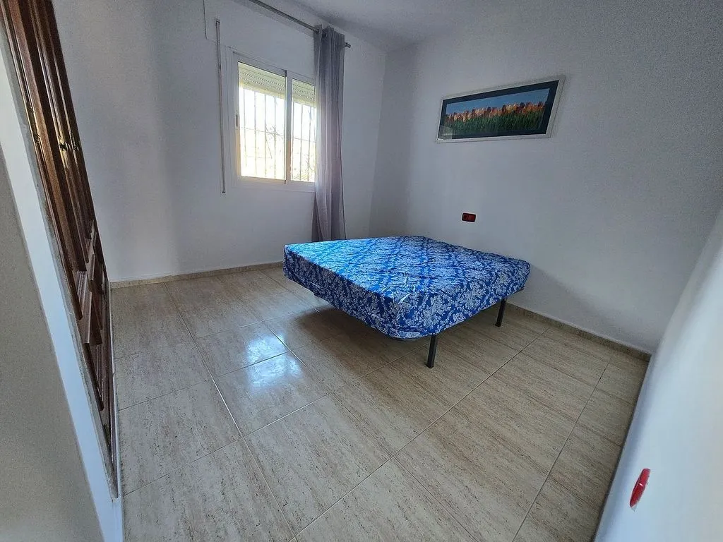 Chambres - Semi-Detached House with Pool in Benalmádena