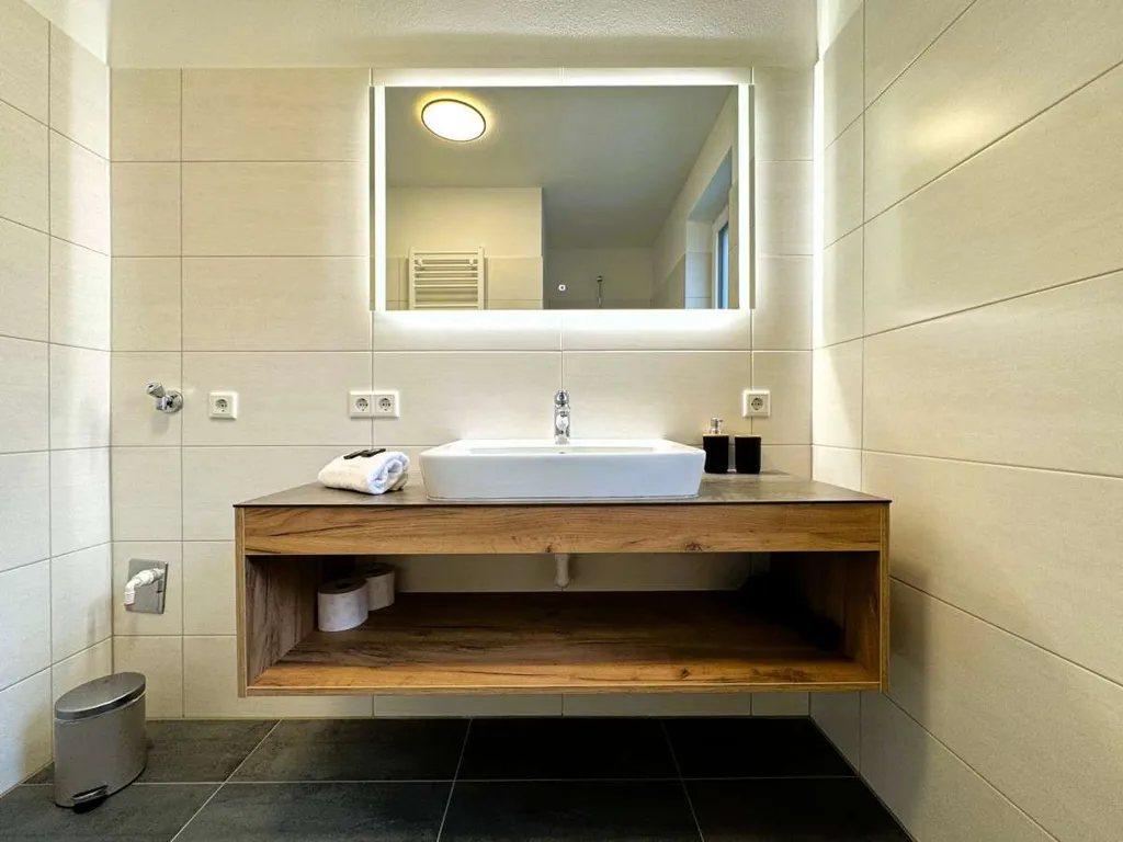 Salles de bain - Garden Apartment with Terrace in Schladming
