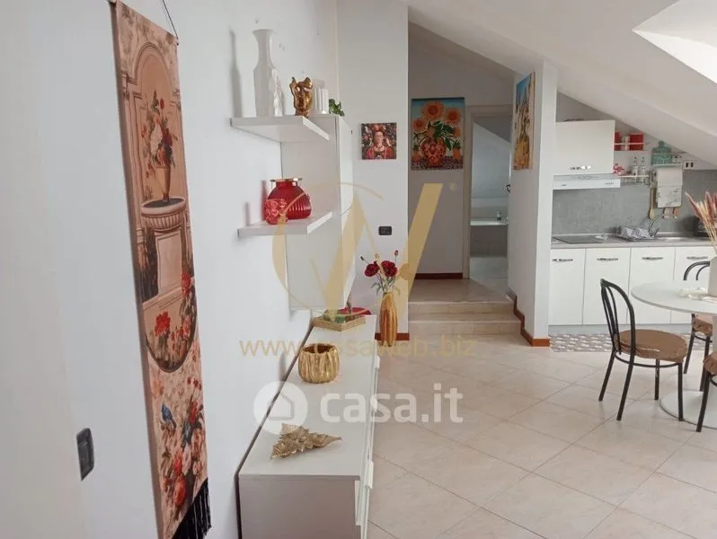 Sala da pranzo - South-East Facing Loft in Caserta Centre