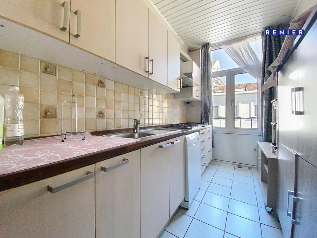 Cuisine - Immeuble de Rapport avec Garage à Anderlecht