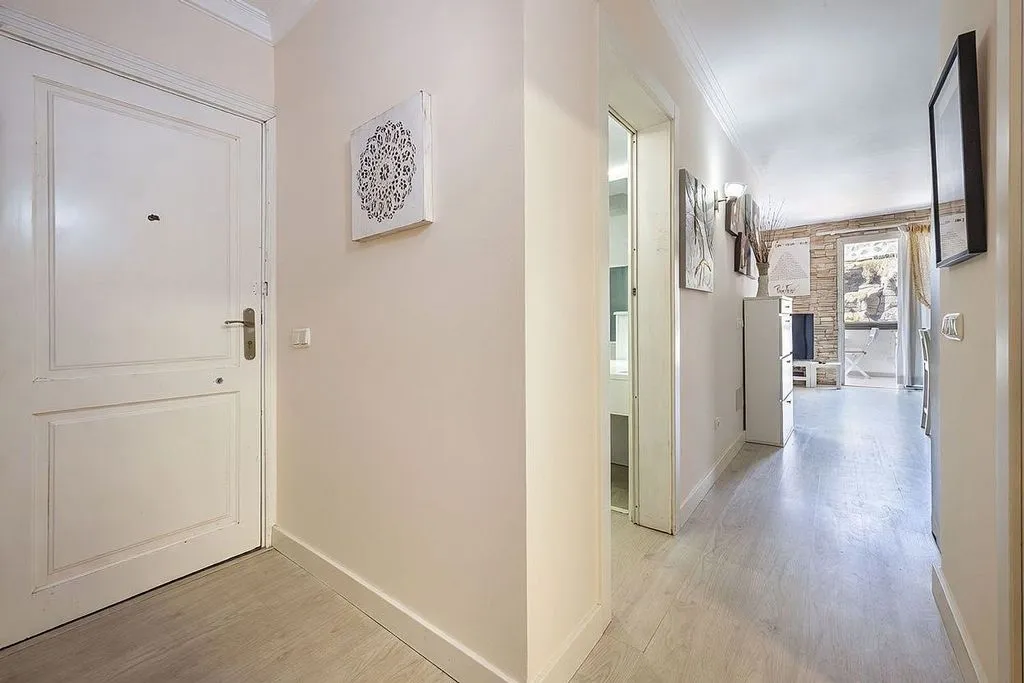 Entrée - Seafront Apartment with Pool in La Estrella, Telde