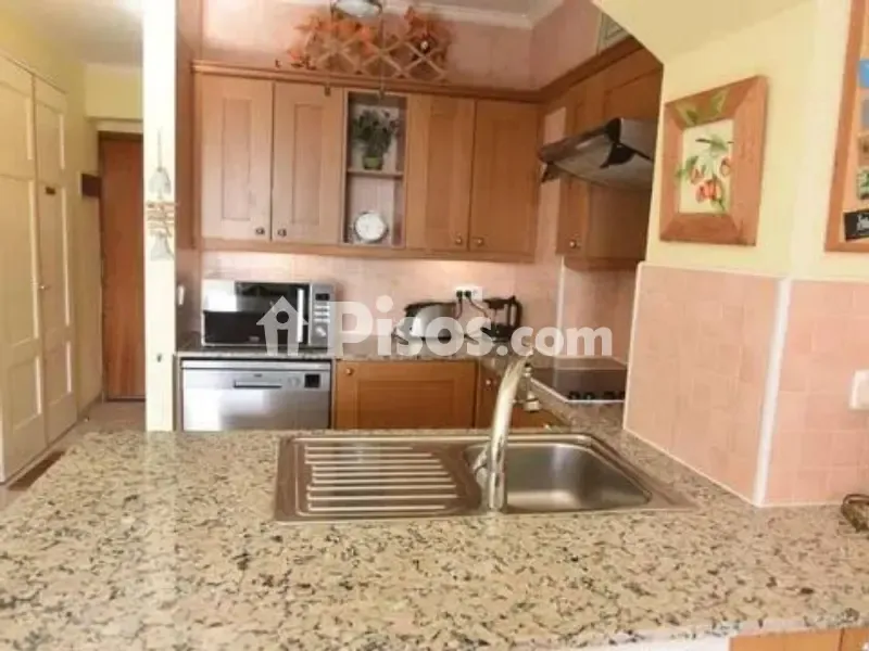 Cuisine - Apartment with Pool View in Roses