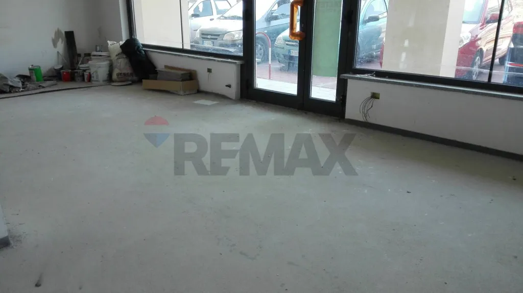 Pièces - Modern Office Space near Busto Arsizio Centre