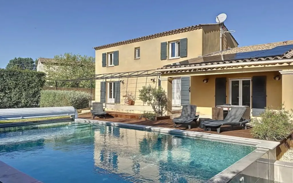 Bassein - Bastide with Pool near Uzès