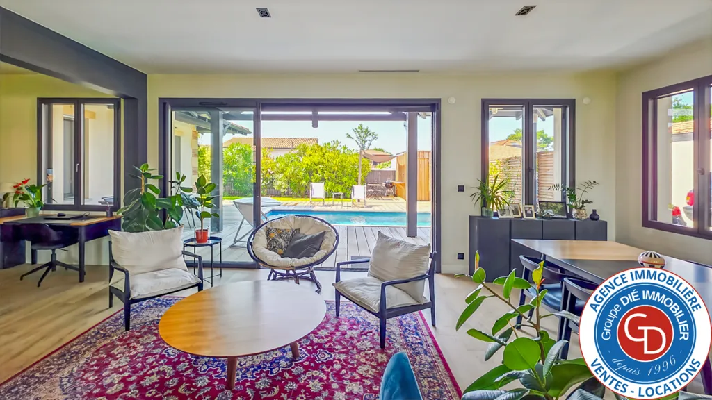 Elutuba - Contemporary Villa with Pool in Mios