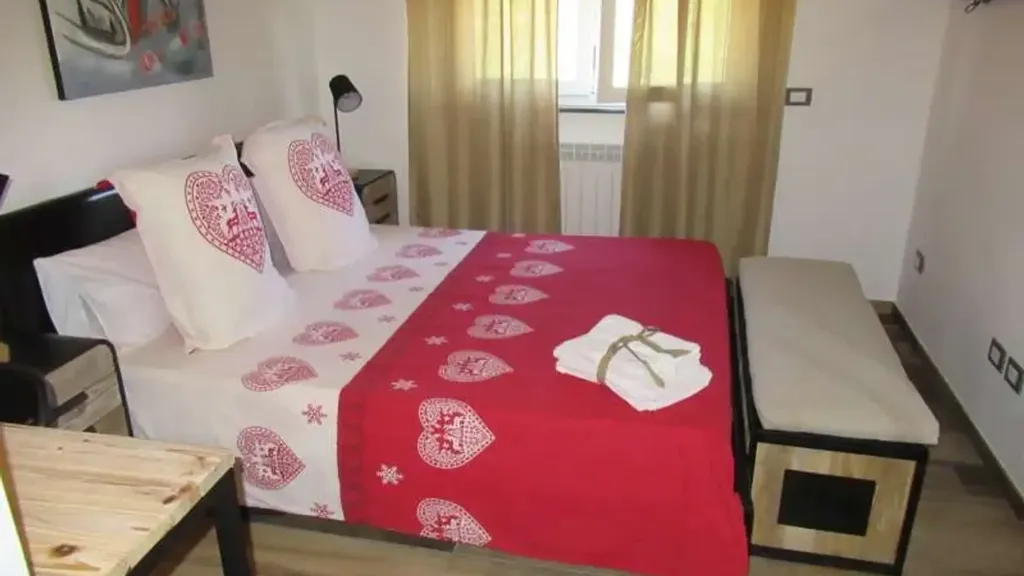 Magamistoad - Newly Built Villa with Central Location in Rende