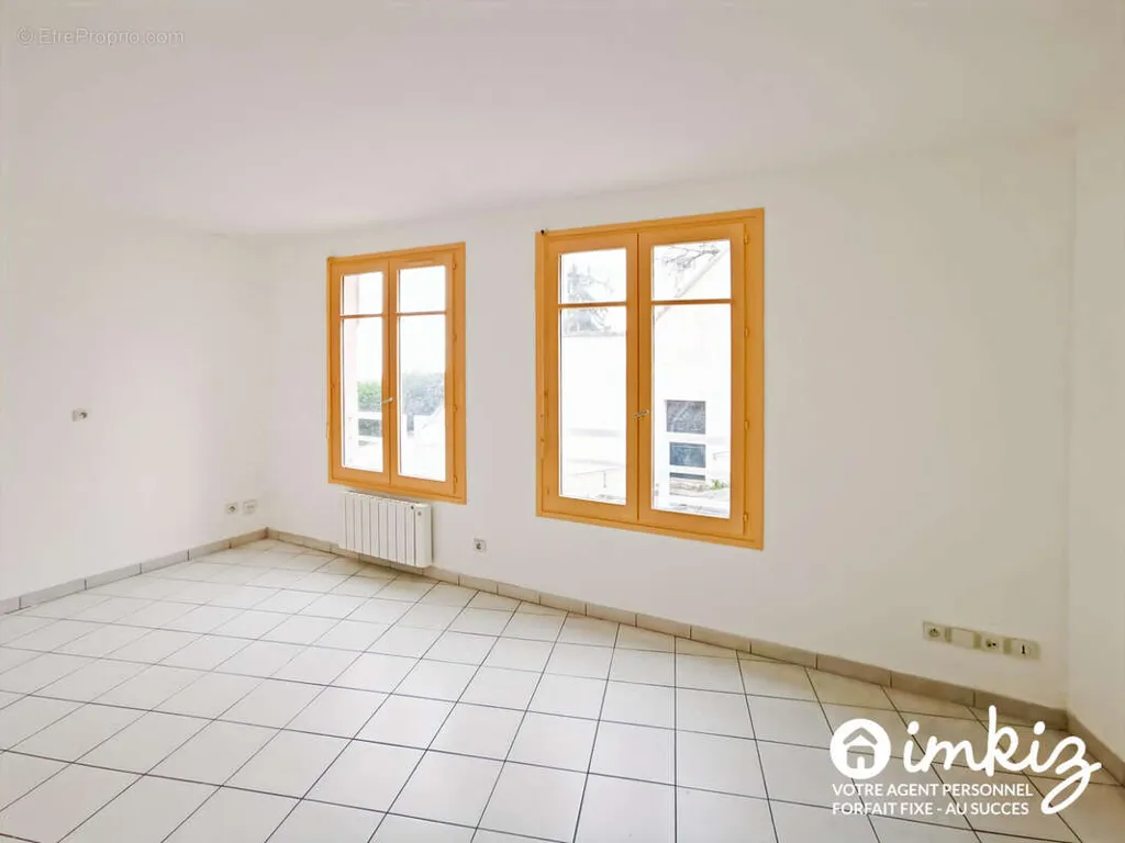 Toad - Bright Studio with Double Orientation in Croix-Rousse