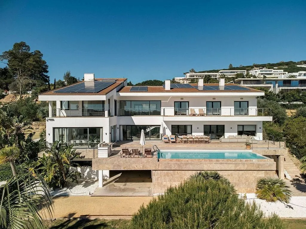 Aerial - Chalet with Pool and Terrace in Sotogrande
