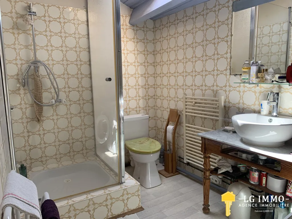 Salles de bain - Propriété Charentaise avec Vue sur l'Estuaire à Arces