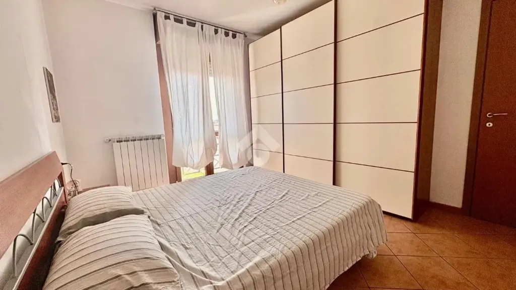 Camere da letto - Modern Apartment with Balcony in Calcinate