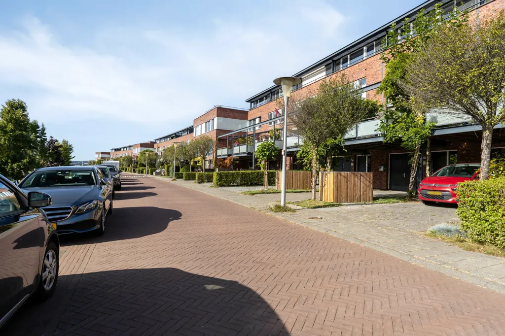 Extérieur - Dijkwoning with Uiterwaarden View in Arnhem-Zuid
