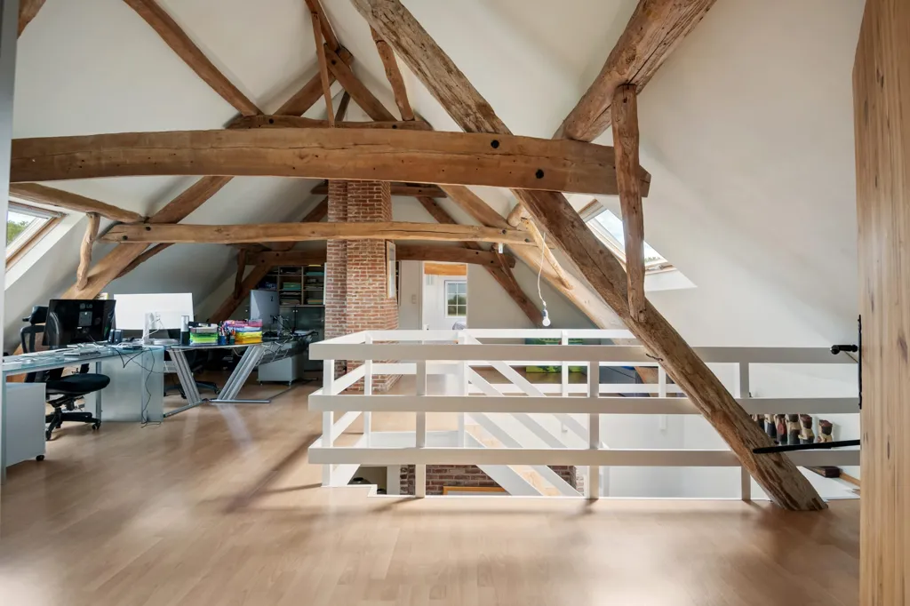 Toad - Renovated Country House with Spa in Willebroek