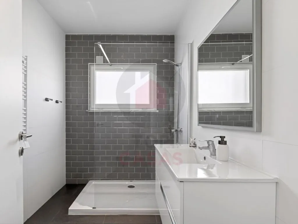 Salles de bain - Contemporary Villa with Pool in Foz do Arelho