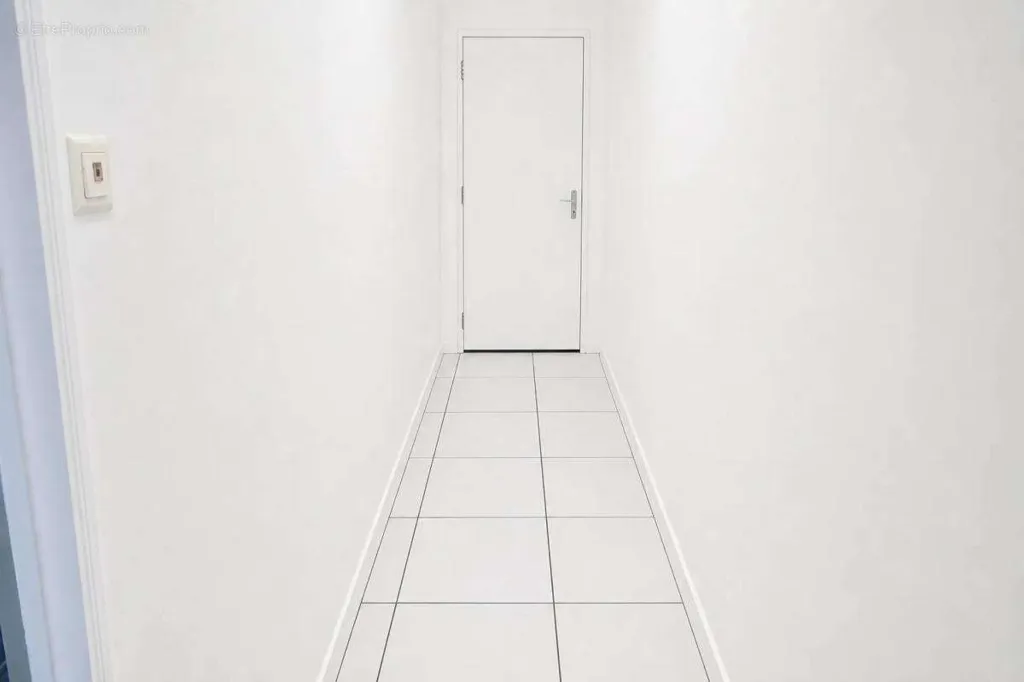 Entrée - Appartement de Colocation 5 Chambres à Sarcelles