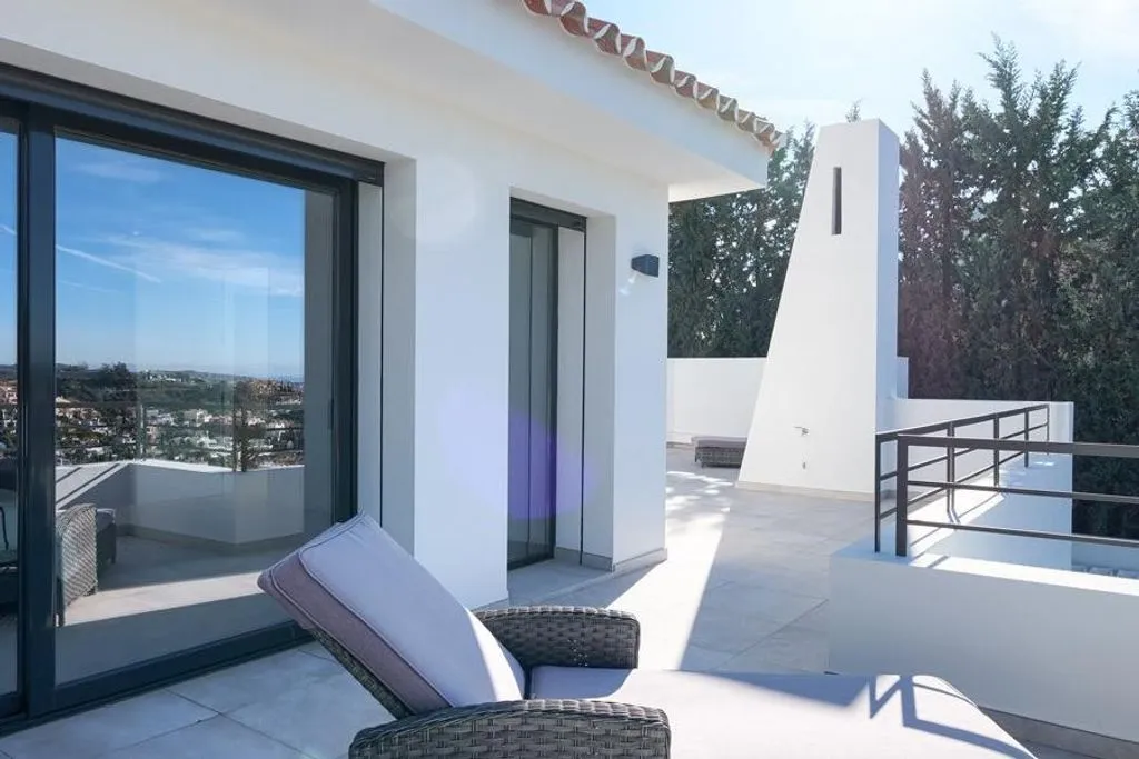 Terrasse - Luxury Villa with Pool in Nueva Andalucía