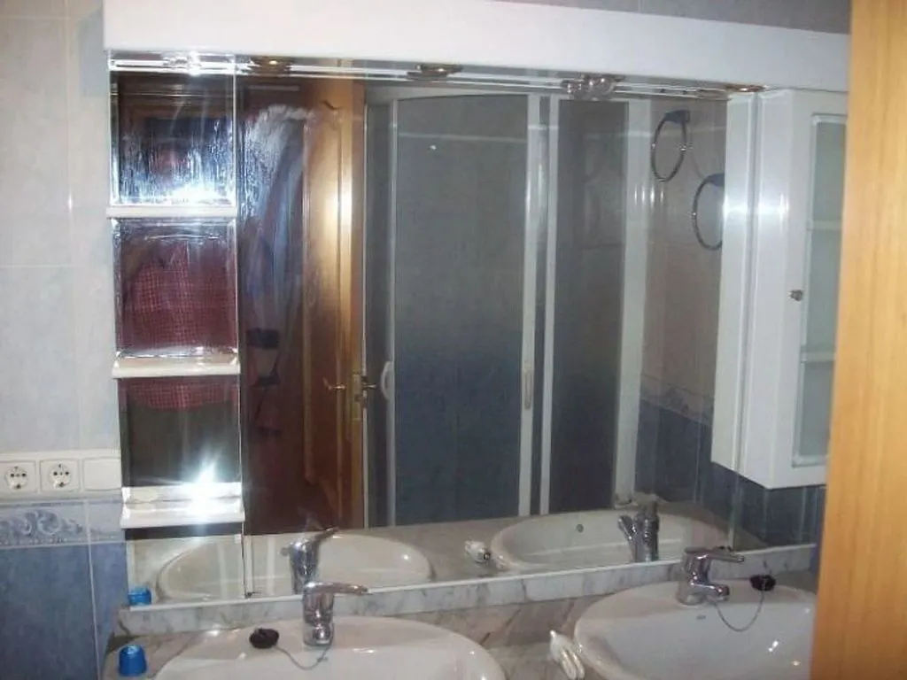 Vannitoad - Apartment with Balcony Views in Centro-Carretas