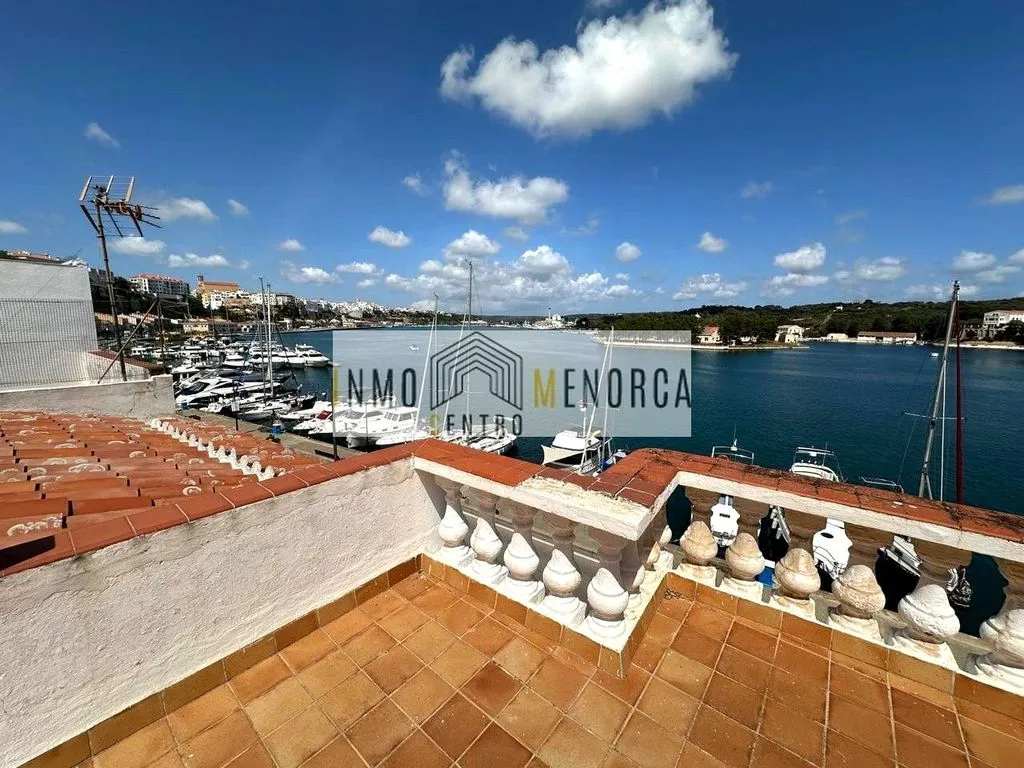 Terrass - Luxury Apartment with Harbor View in Mahón