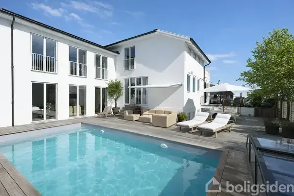 pool_area