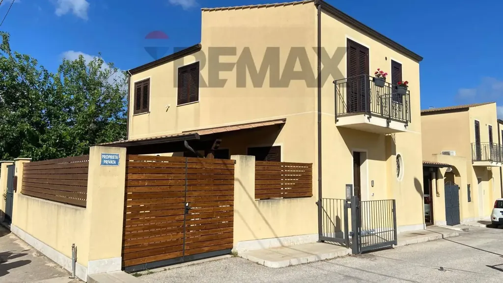 Välivaade - Bifamiliar Villa with Sea View in Custonaci