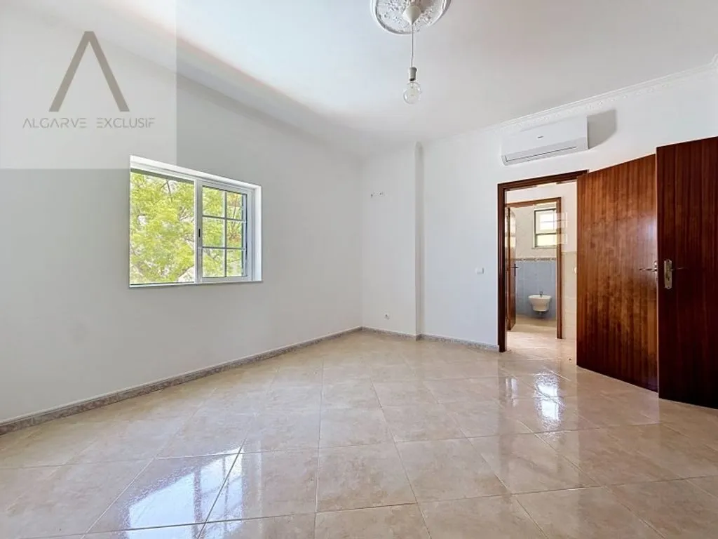 Pièces - Renovated Villa with Pool in Olhão
