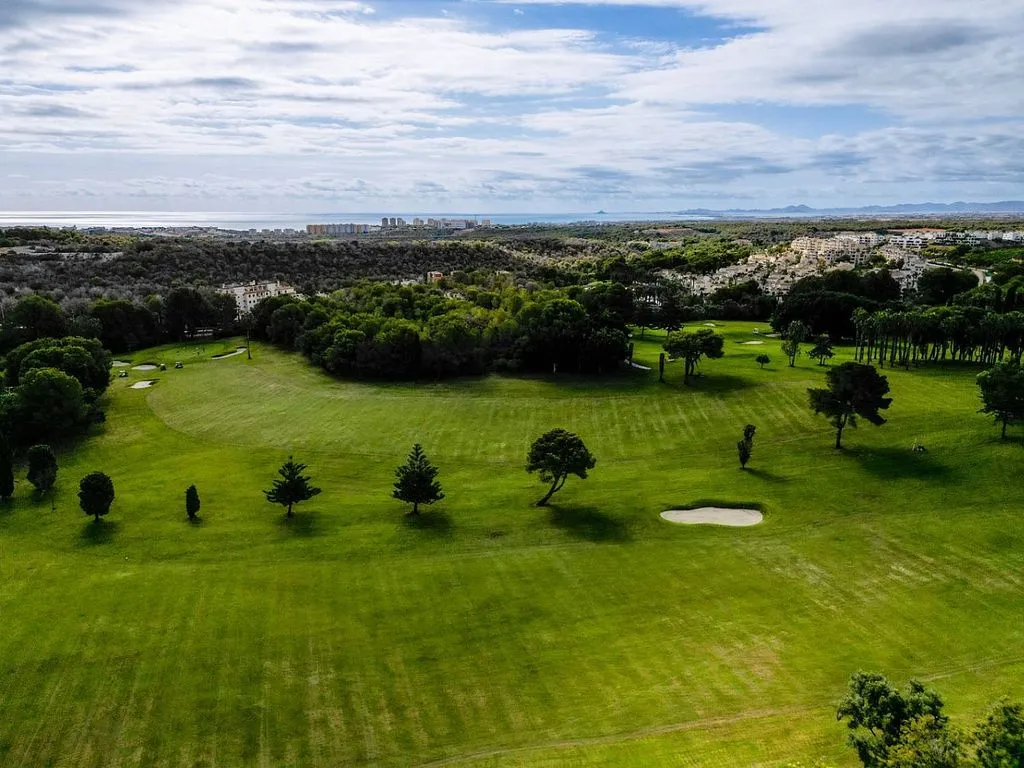 Aed - Villa with Golf View in Campoamor