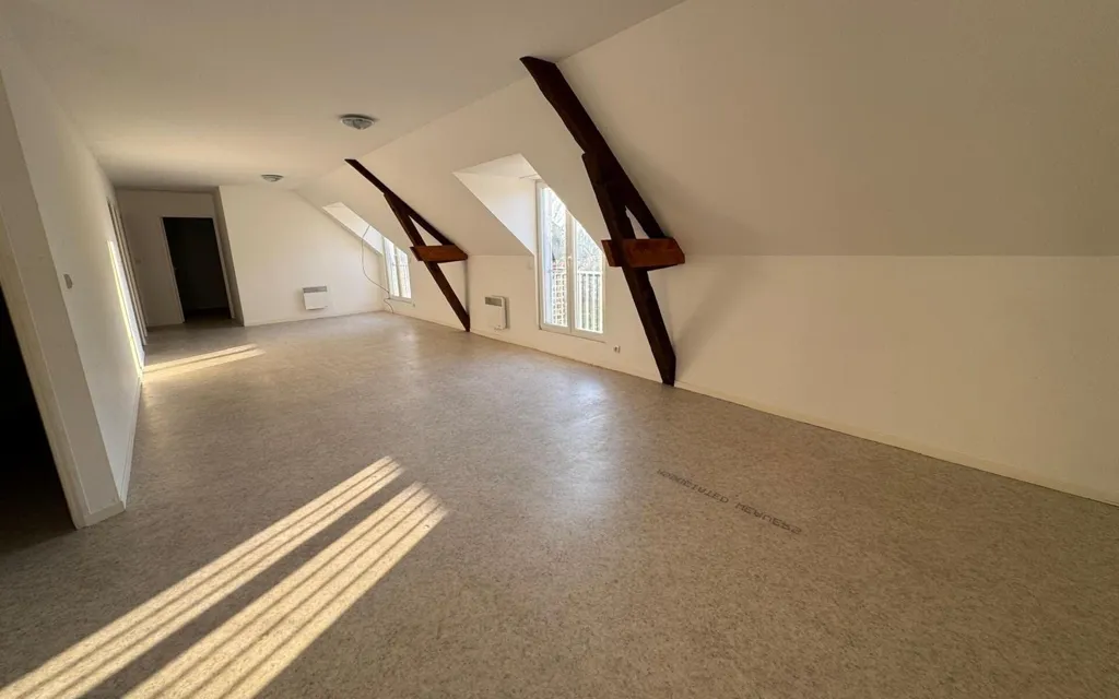 Pièces - Maison de Caractère avec Jardin à Assis-sur-Serre