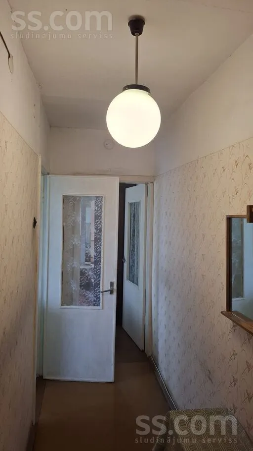 Entrée - Two-Bedroom Flat with Central Location in Slampes