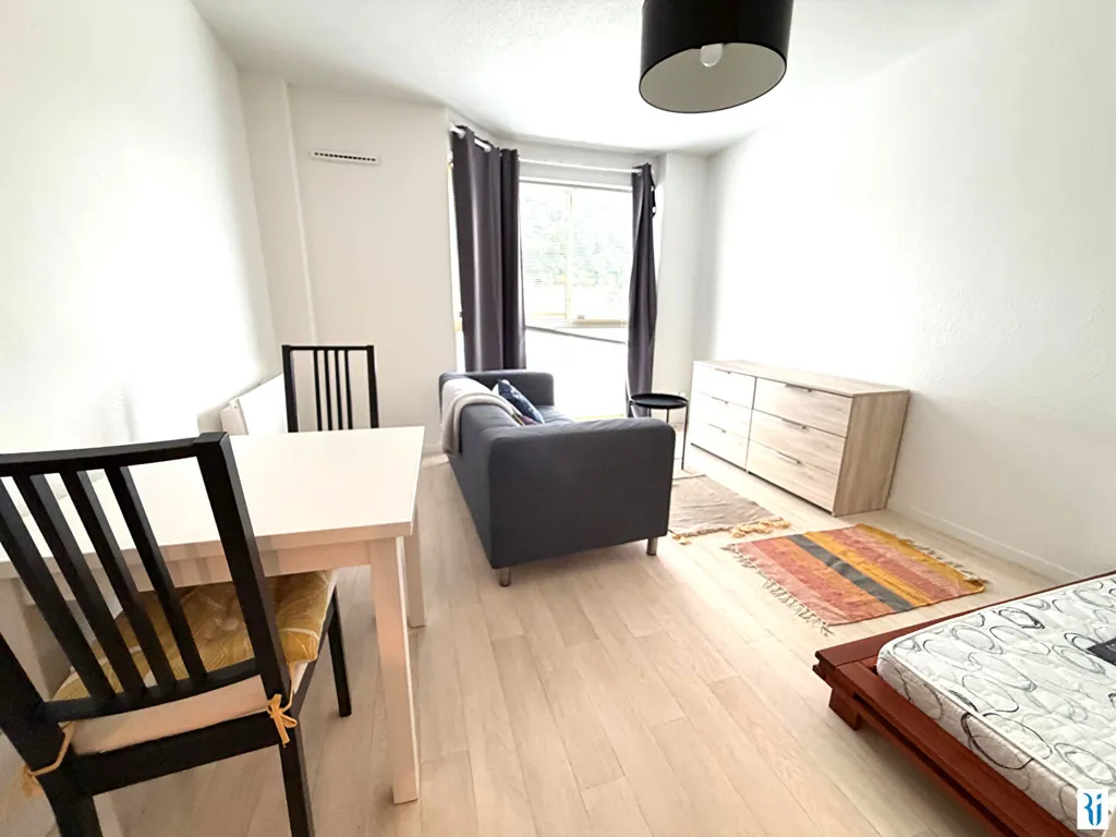 Camere da letto - Studio Flat in Mont Saint Aignan Village