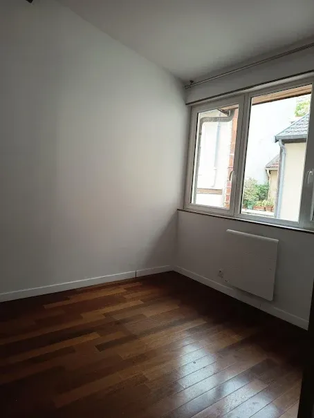 Toad - Apartment with City Centre Proximity in Reims