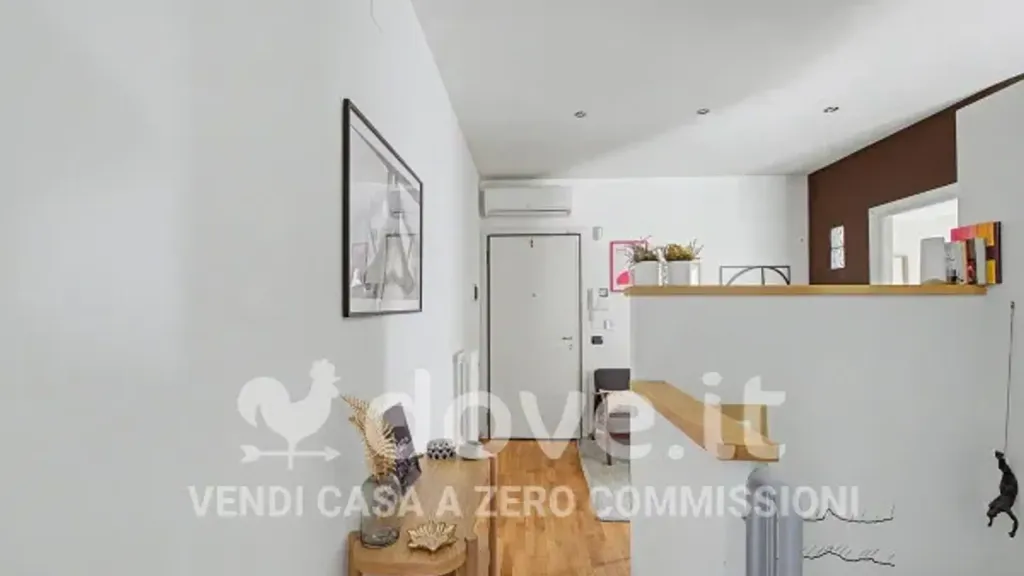 Soggiorno - Three-bedroom Apartment with Terrace in Parma