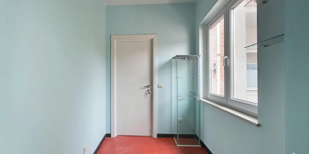 Esik - Studio with Balcony in Elsene