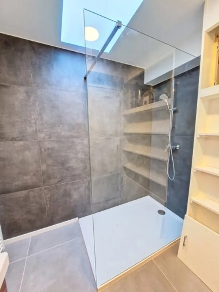Vannitoad - Duplex Flat with Terrace in Namur