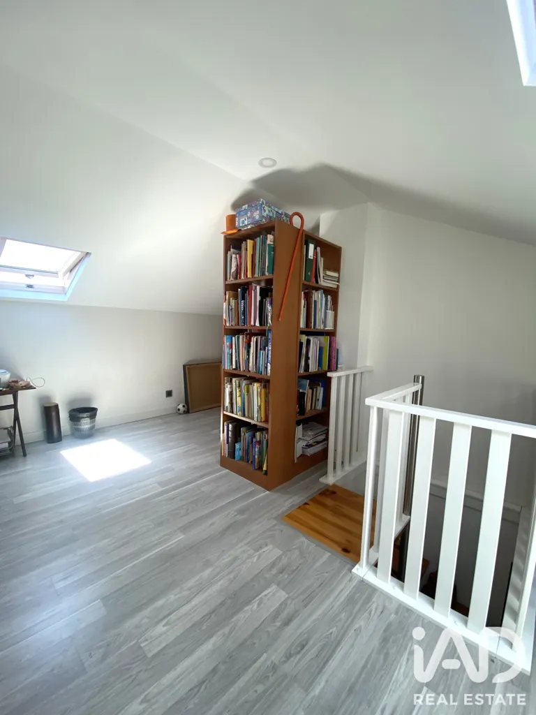 Stanze - Renovated Apartment with Balcony in Setúbal