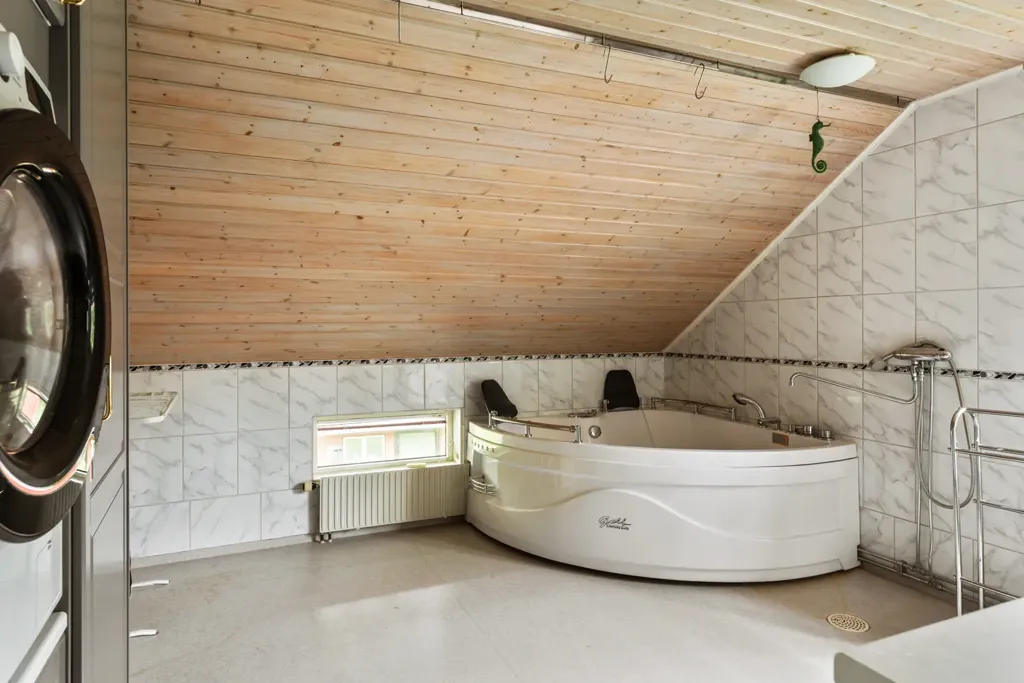 Salles de bain - Charming Villa with Garden in Vätö