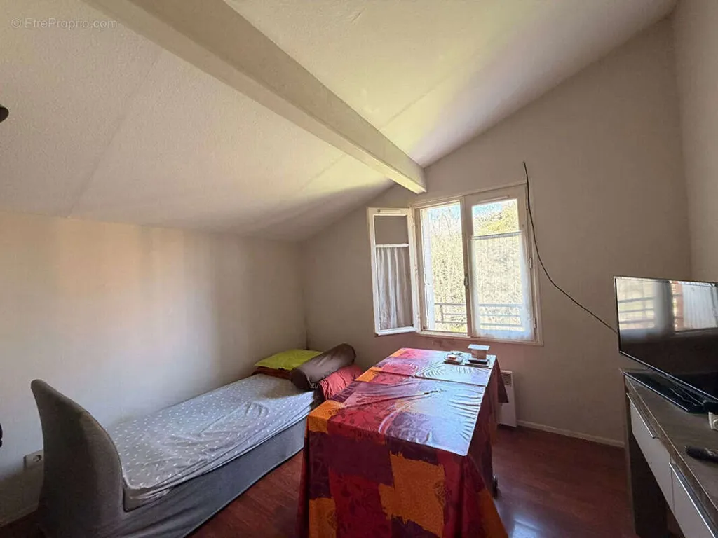 Dormitorios - T1 Bis with Garden View in Toulouse