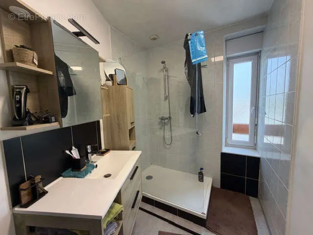 Bagni - Mixed-Use Property with Garden in Rohan