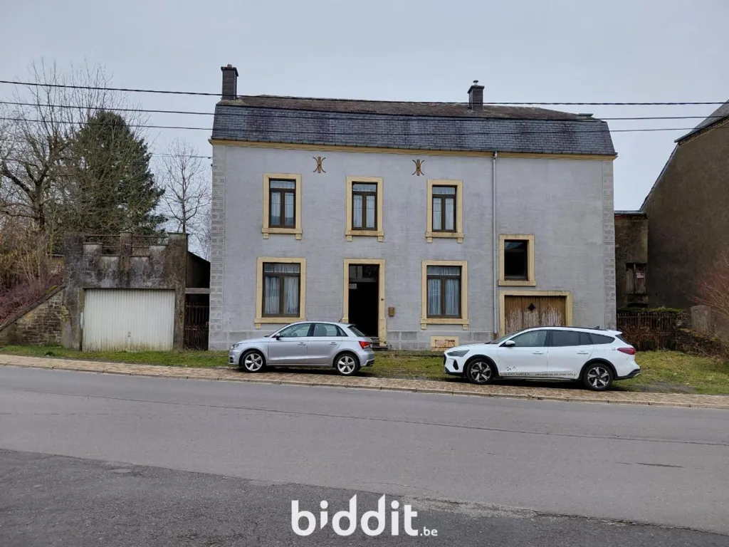 Välivaade - Renovatable House with Garden in Chassé