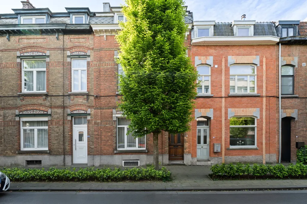 Extérieur - Maison de Maître avec Jardin au Centre de Zaventem