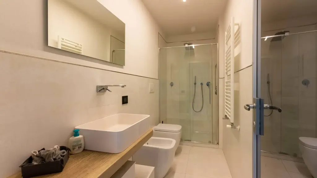 Vannitoad - Apartment with Long Balcony in Siena