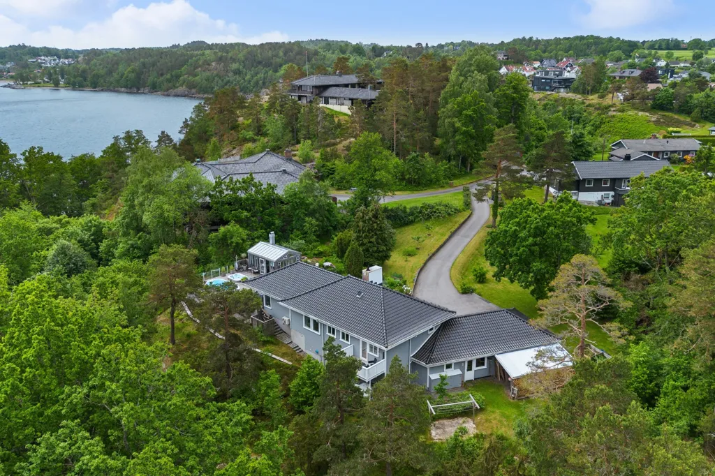 Vue aérienne - Architect-Designed House with Sea View in Larvik