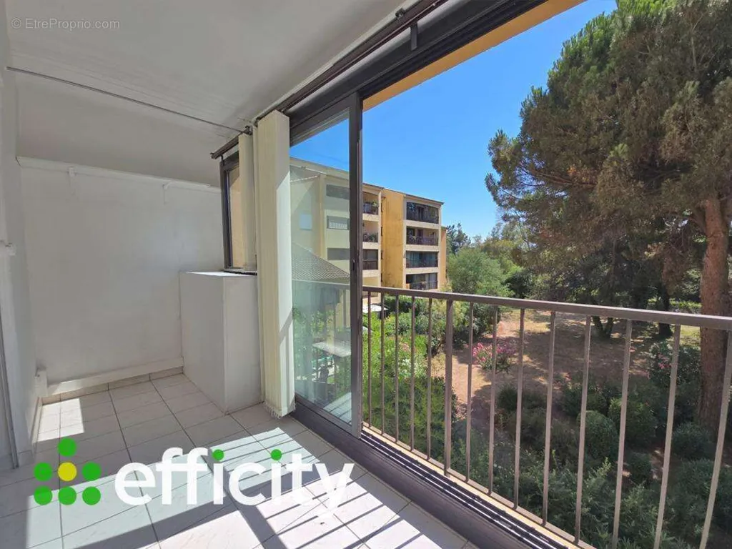 Rõdu - 3-Bedroom Apartment with South-West Exposure in Fréjus