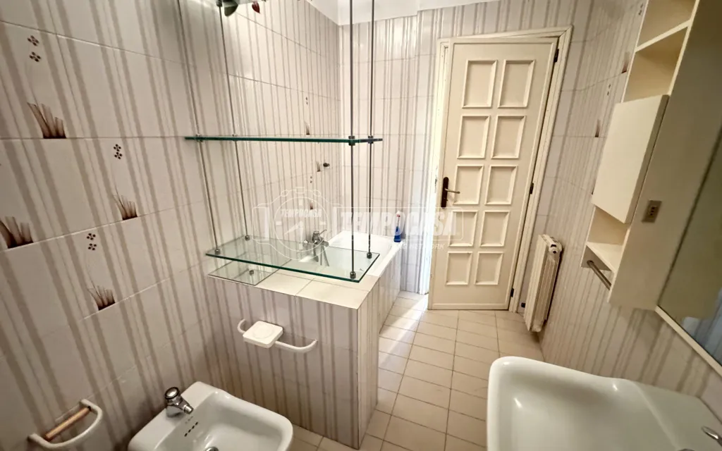 Vannitoad - Spacious Apartment with Balcony in Savigliano