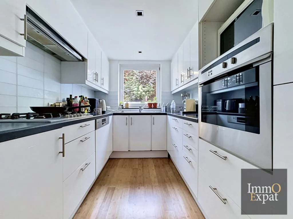 Cuisine - Maison 5 Chambres avec Jardin et Terrasse à Etterbeek