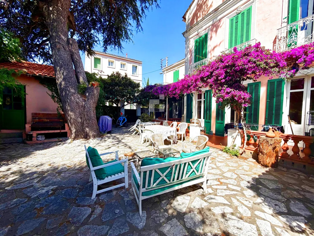 Terrass - Charm House with Pool in Le Mourillon, Toulon