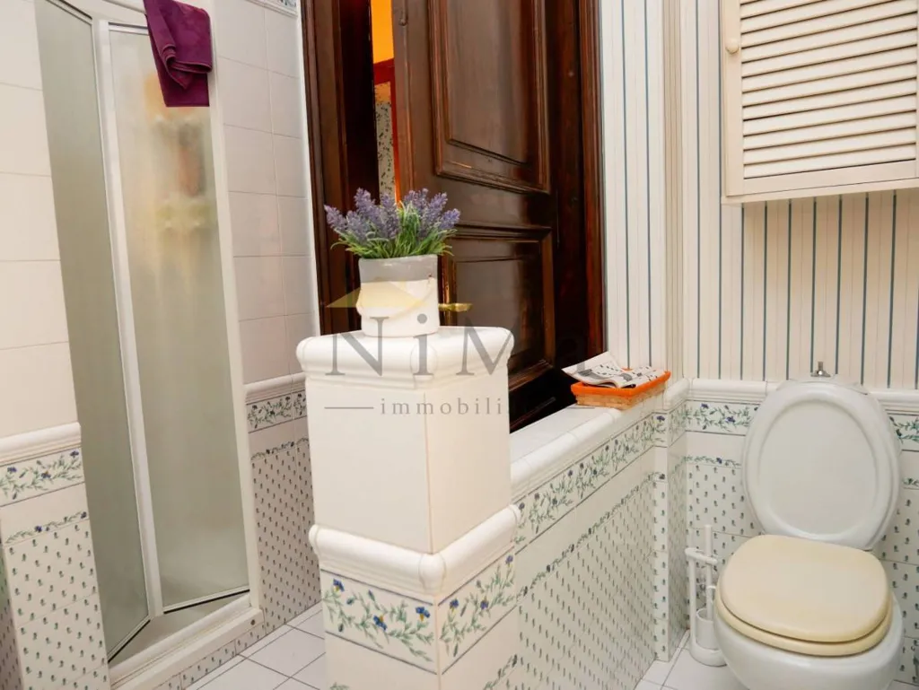 Salles de bain - Liberty Villa with Park in Saluzzo