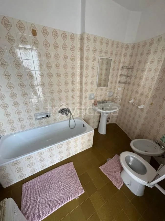 Vannitoad - Apartment with Balcony in Vernante