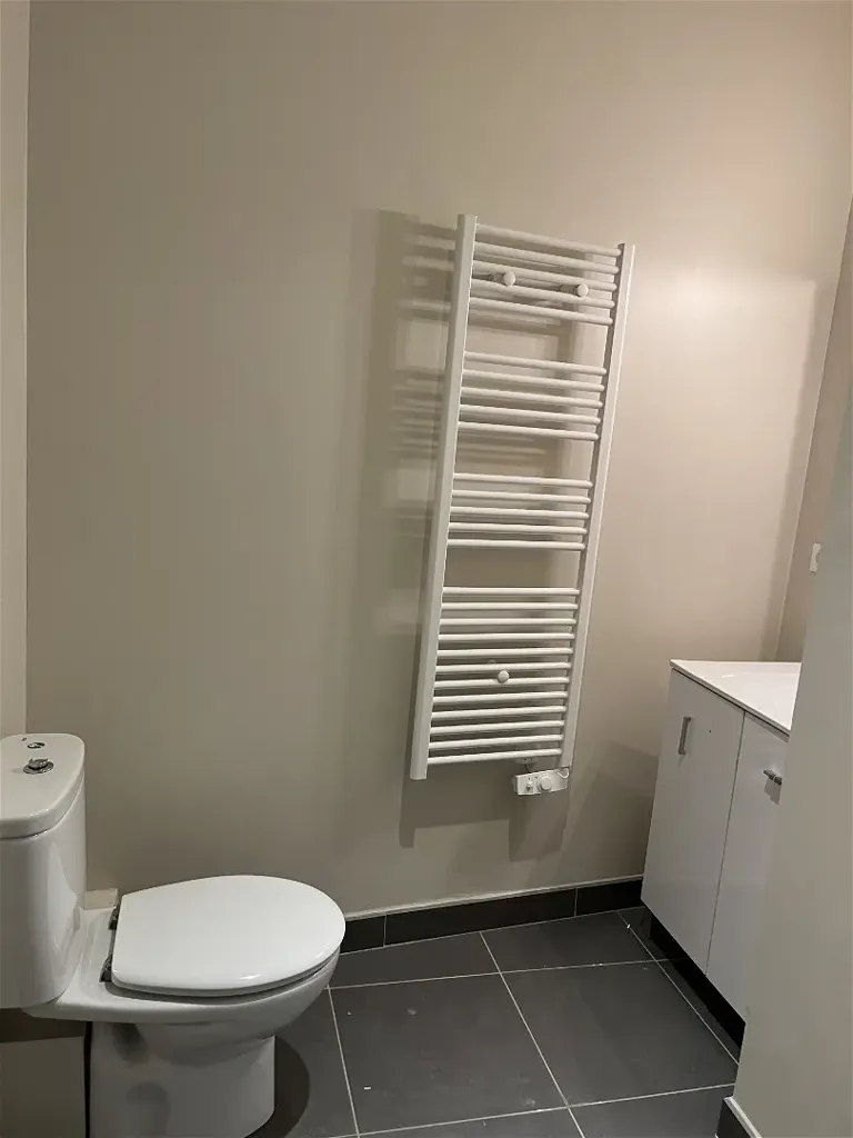 Vannitoad - Duplex Apartment with Terrace in Avignon