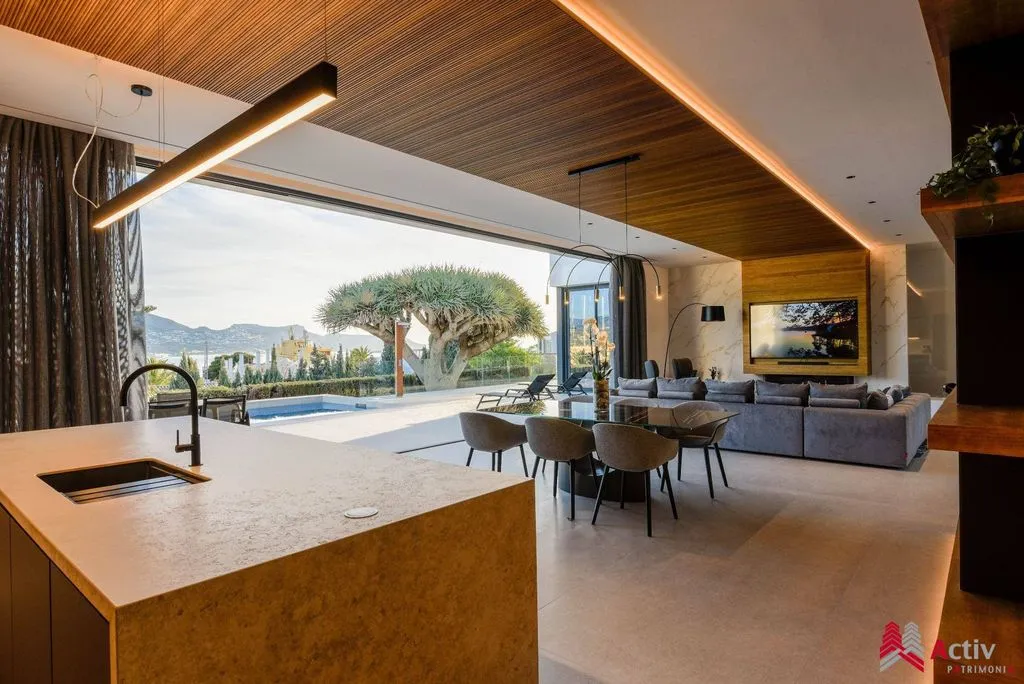 Cuisine - Luxury Villa with Sea View in Altea