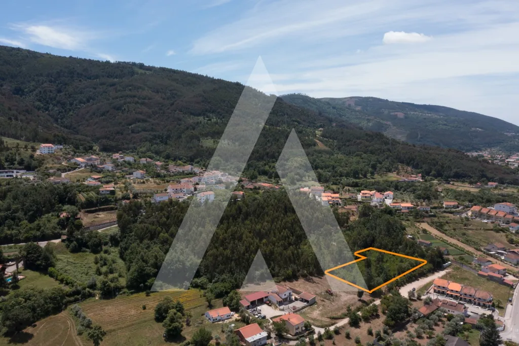 Vue aérienne - Terrain à Lousã