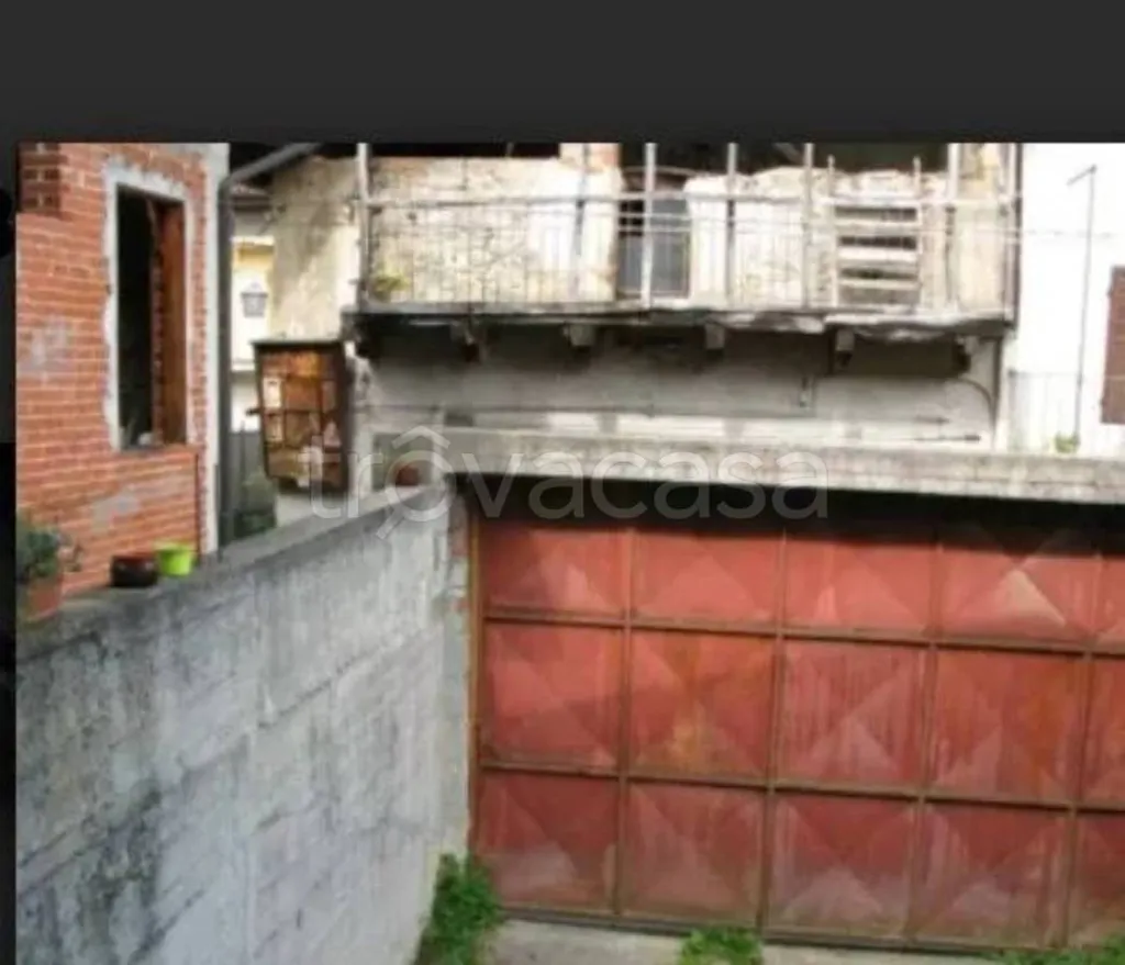 Jardin - Multi-Level Apartment with Terraces in Piverone